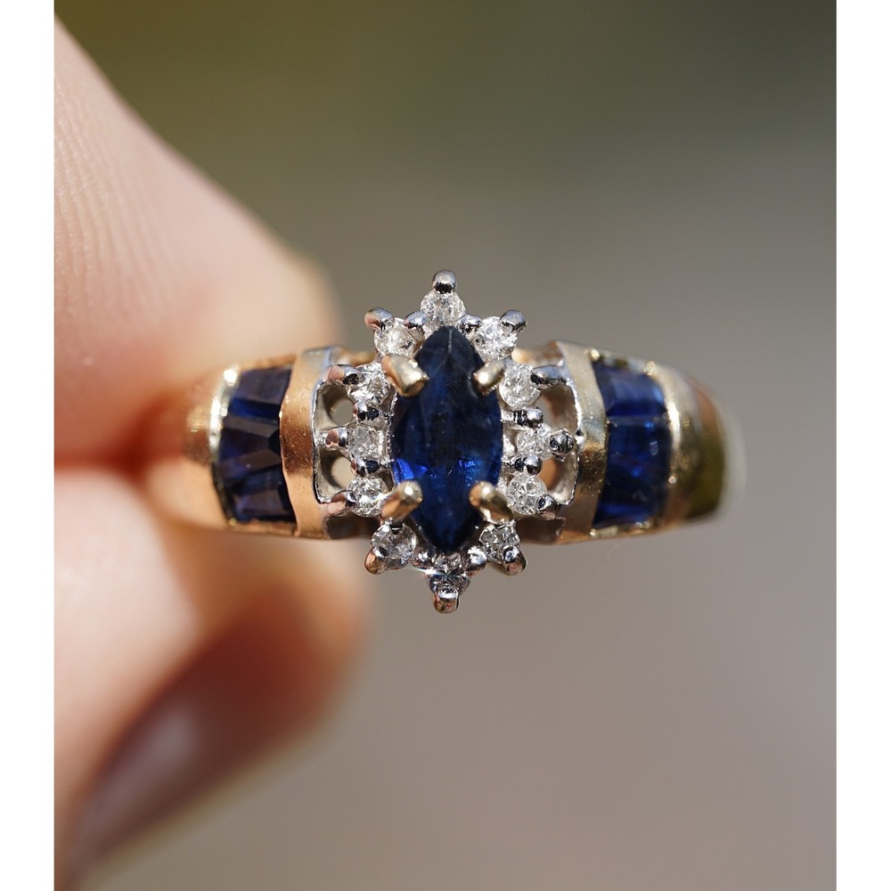 Vintage 14k Solid Yellow Gold Natural Blue‎ Sapphire & Diamond Ring Size 4 Halo - Picture 3 of 10